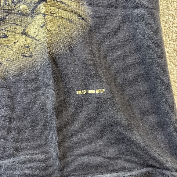 Vintage Green Bay Packers Taz Shirt Men Large Faded Black Looney Tunes 1995 USA - Picture 10 of 12